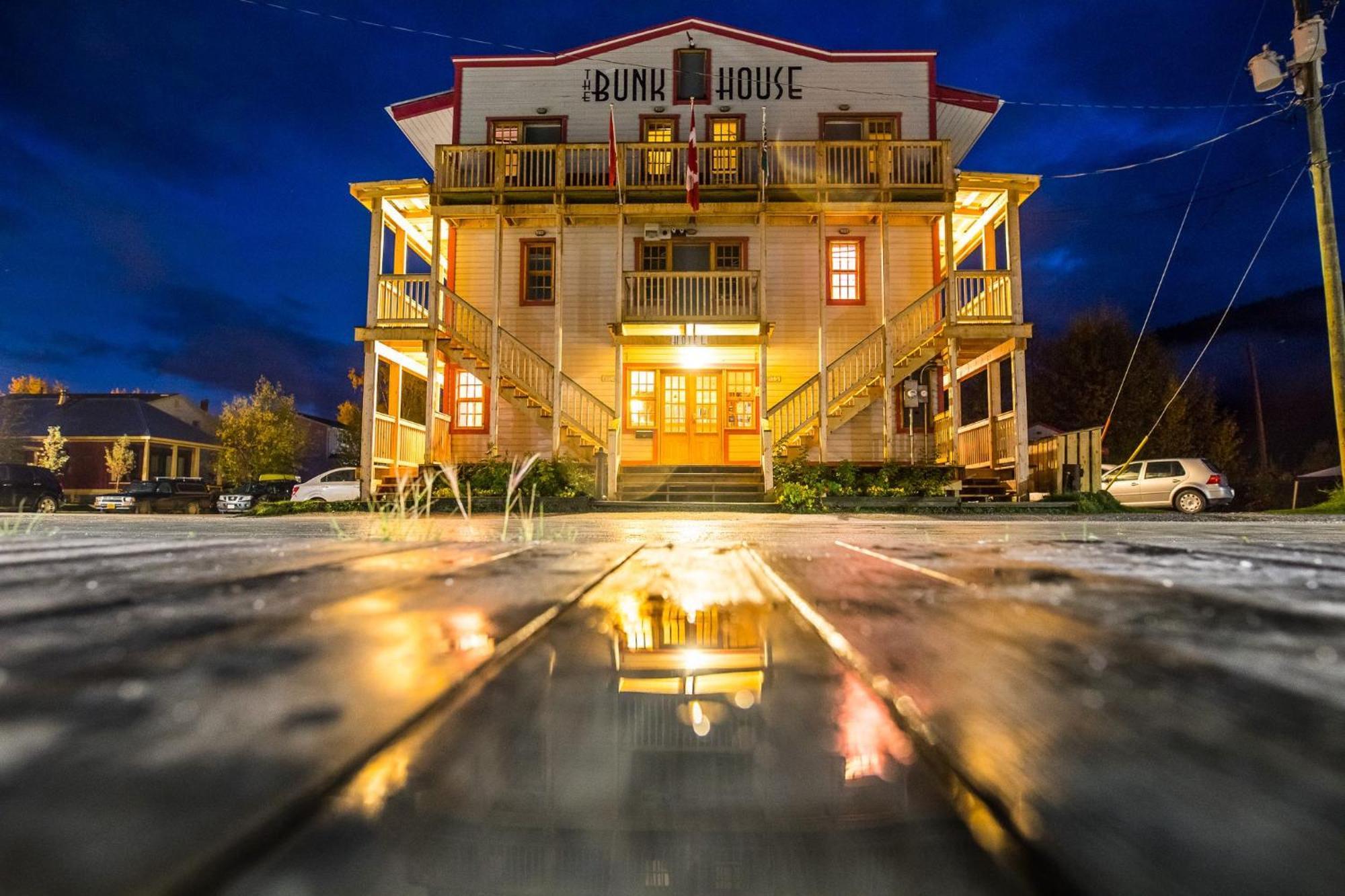 Hotel The Bunkhouse Dawson City Exteriér fotografie